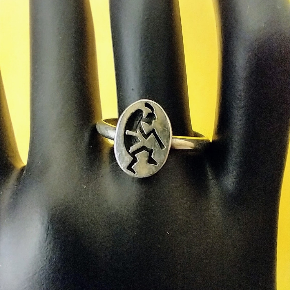 Hopi Indian Ring. Ca.1994. Size 9.5